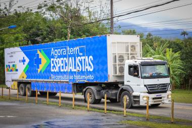 Bahia amplia atendimento com quatro carretas do programa Agora Tem Especialistas em operação simultânea | SECOM