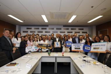 Governador recebe prefeita de Aiquara e apresenta balanço de R$ 35 milhões em investimentos no município | SECOM