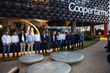 Jerônimo Rodrigues destaca fortalecimento da agroindústria durante visita à Cooperfarms, em Luís Eduardo Magalhães | SECOM