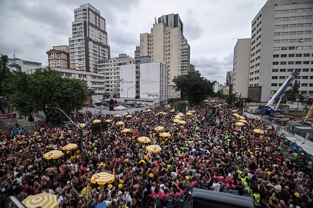MP investiga blocos de carnaval de São Paulo por superlotação