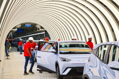 Obras de ampliação na unidade fabril da BYD vai elevar índice de nacionalização dos carros | SECOM