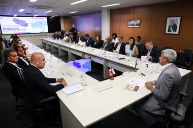 Governador se reúne com prefeito de Várzea do Poço e reforça parceria com entregas e novos investimentos | SECOM