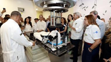 Governo da Bahia entrega serviço de radioterapia e consolida Hospital Estadual Costa das Baleias como referência oncológica no Extremo Sul | SECOM