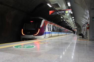 Metrô Bahia terá operação especial com horário estendido para show do Guns N' Roses na Arena Fonte Nova | SECOM
