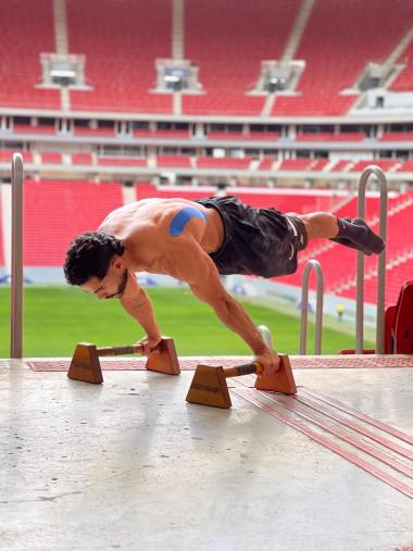 Atleta baiano da calistenia disputa torneio nacional visando vaga em mundial na Itália | SECOM