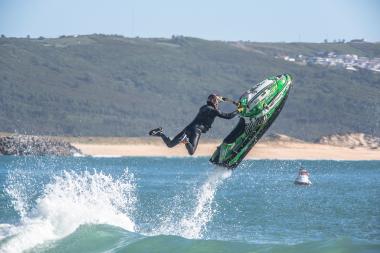 Pilotos de 10 países disputam Copa do Mundo Jet Waves neste final de semana em Guarajuba | SECOM