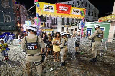 Ações para segurança e acolhimento ao turista ganham reforço no São João da Bahia do Centro Histórico de Salvador | SECOM
