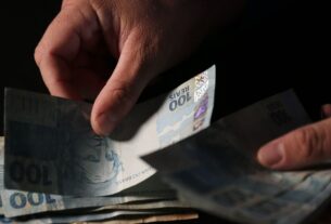 Brasileiros sacaram em abril R$ 482,8 milhões esquecidos em bancos