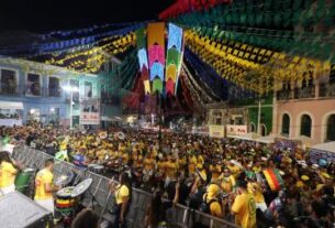 Em clima de Copa e São João, Pelourinho encerra festa com Alceu Valença e cerca de 50 atrações | SECOM