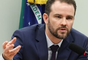 Lula pede a Durigan que avalie possíveis prejuízos de medidas dos EUA