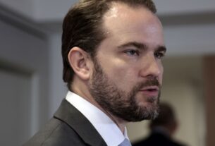 Novo Desenrola já beneficiou 6 milhões de pessoas, diz Dario Durigan