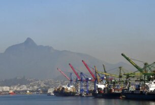 Superávit comercial cresce 10,8% em maio puxado por soja e cobre