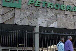 Com alívio da guerra, Petrobras reduz preço do querosene de aviação