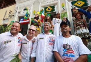 Lapinha amanhece tomada por multidão e celebração marca festejos do Dois de Julho, no Centro Histórico de Salvador | SECOM
