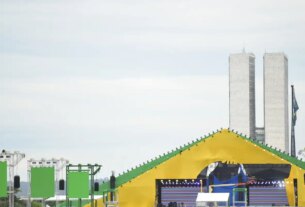 Mais de 60 artistas se apresentarão gratuitamente na posse de Lula