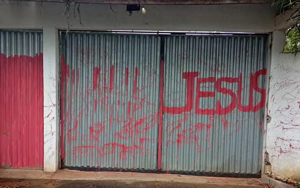 Mulher é presa por suspeita de ataque racista contra terreiro de candomblé em Salvador