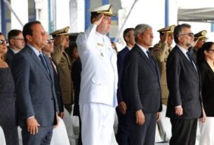 No Distrito Naval, Governo do Estado e Marinha do Brasil celebram o 2 de Julho com o hasteamento da bandeira | SECOM