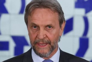 Após AVC isquêmico, líder do PT na Câmara continua internado
