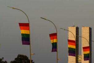 Candidaturas LGBT+ têm recorde em 2026 e se espalham por mais partidos