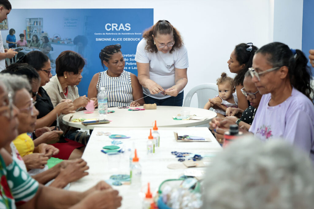 Oficinas de artesanato fortalecem empreendedorismo e acolhimento no Cras Simone Alice Debouck – Prefeitura Municipal de Salvador
