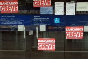 Bancários rejeitam proposta da Caixa e mantêm greve nacional