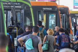 Escala 6x1: 67% apontam que jornada piora saúde mental, diz pesquisa