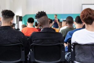 Feira em SP reúne programas de intercâmbio e bolsas esportivas