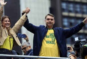 Flávio Bolsonaro propõe enxugar Estado e endurecer ações de segurança