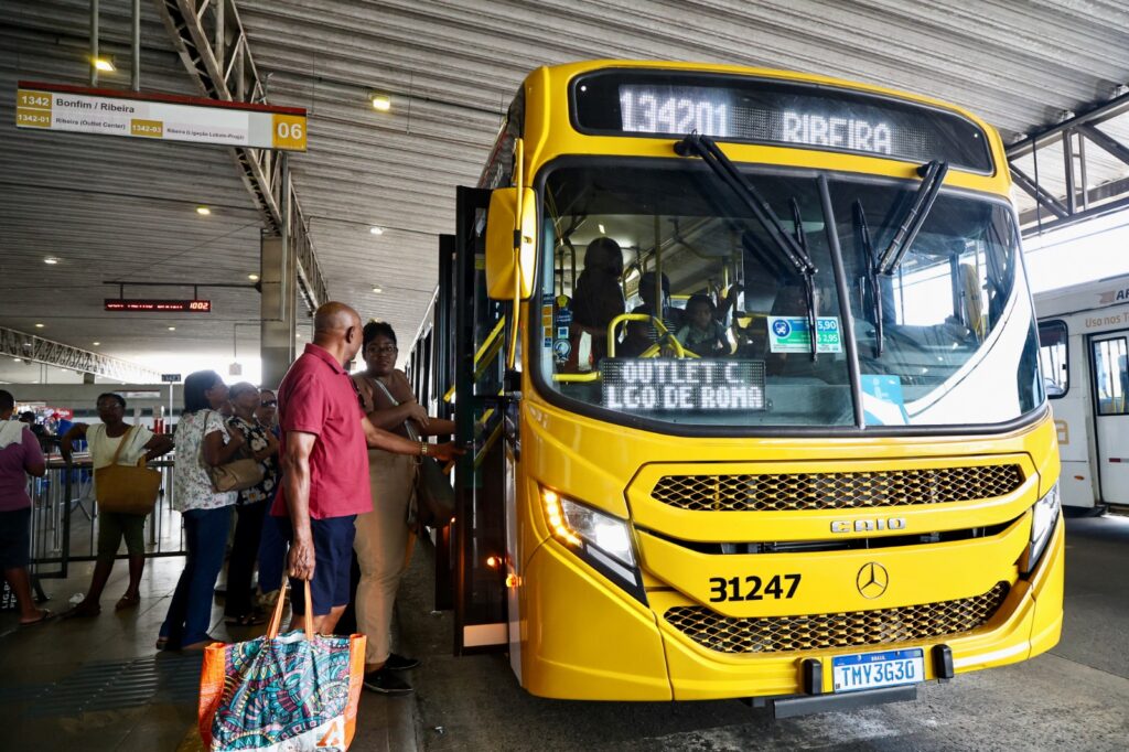 Novos ônibus já circulam em Salvador e passageiros destacam conforto e tecnologia – Prefeitura Municipal de Salvador