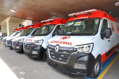 Bahia é contemplada com dez novas ambulâncias para reforçar serviço do SAMU e transporte de pacientes | SECOM