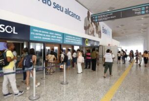 SJDH realiza blitz nas rodoviárias da Bahia para orientar eleitores sobre gratuidade do transporte no segundo turno | SECOM