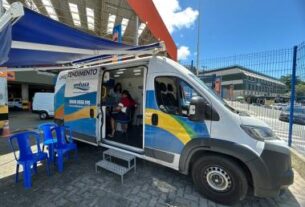 Unidade móvel da Embasa atende moradores de bairros de Salvador até sexta-feira (16) | SECOM